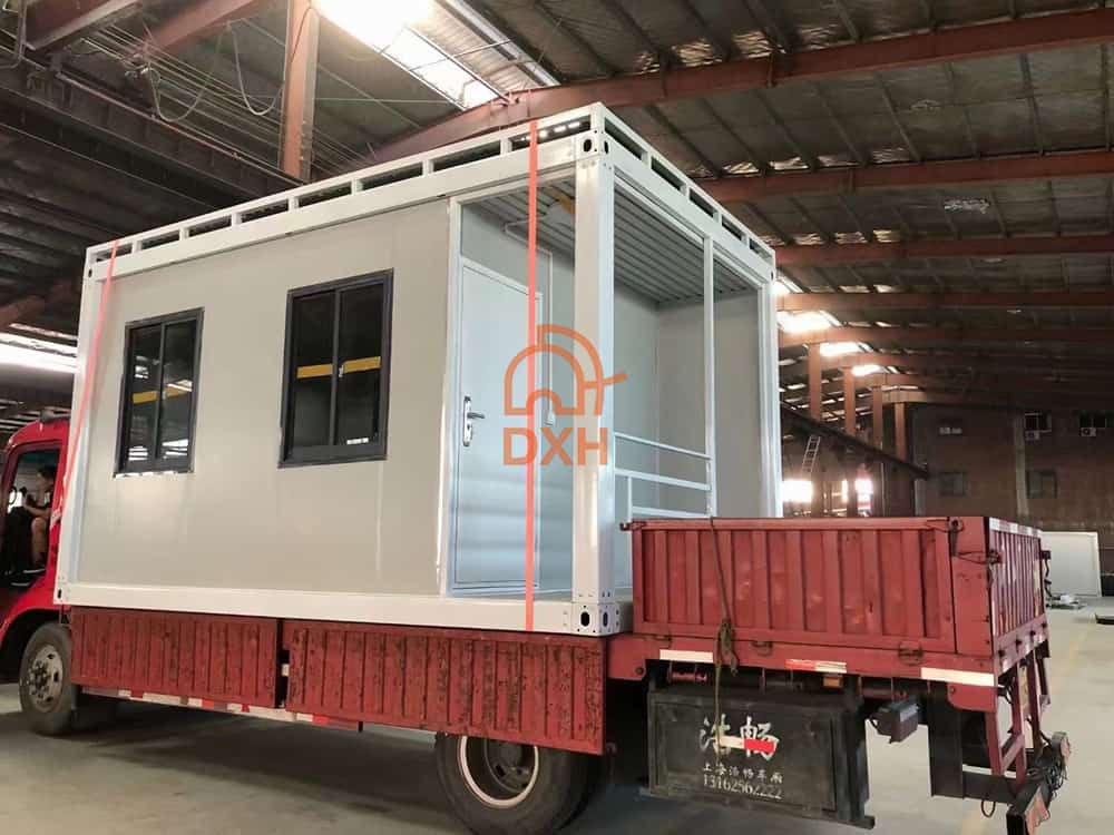 mobile detachable container house